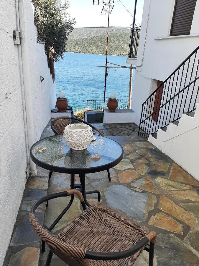 Chiona΄S Apartments By The Sea Paleo Trikeri Exterior foto