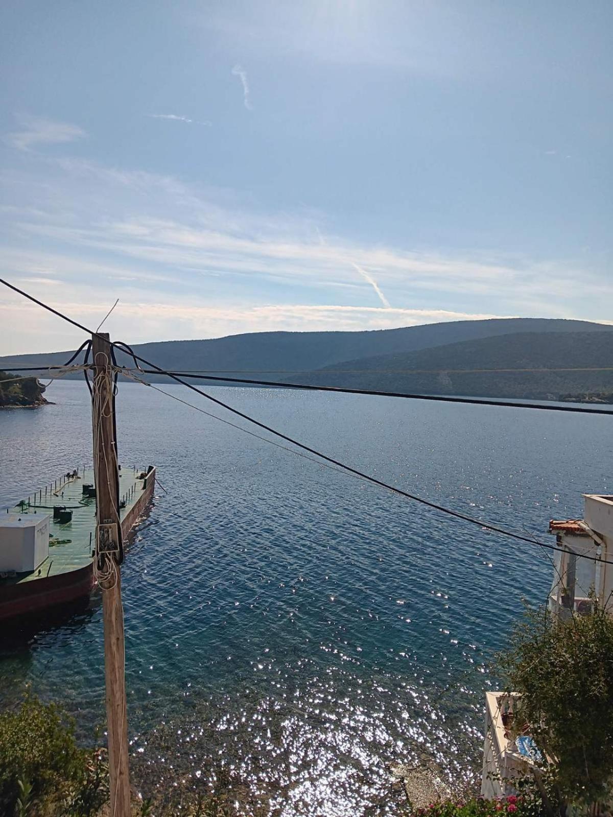 Chiona΄S Apartments By The Sea Paleo Trikeri Exterior foto